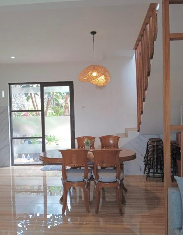 Kataleya Villa, Punclut 4Br Bongkar Kültér fotó